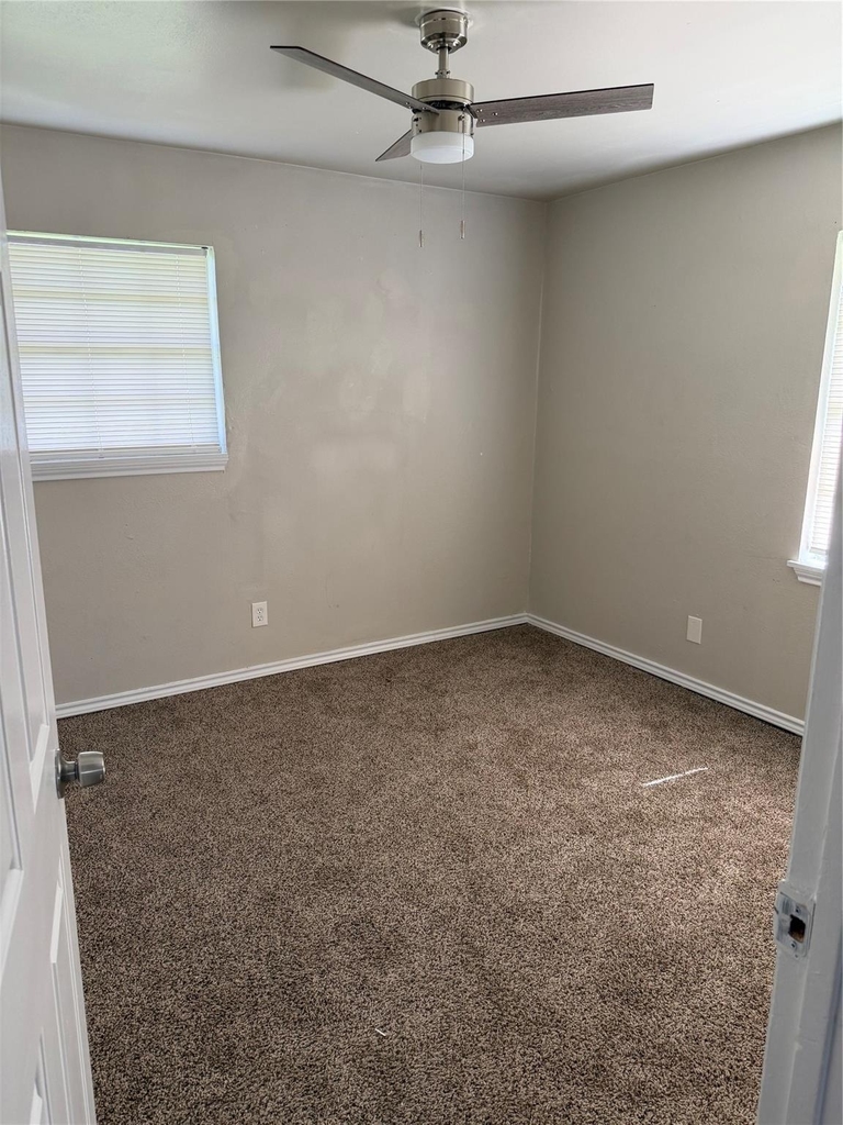 3203 Cliffdale Street - Photo 15