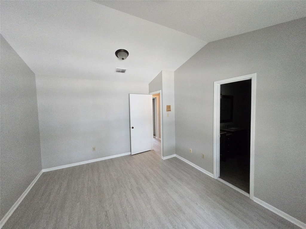 7942 Grow Lane - Photo 15