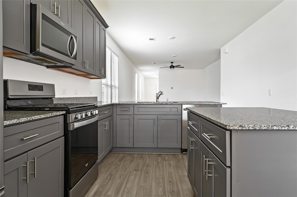 21127 Dolphin Bay Lane - Photo 17