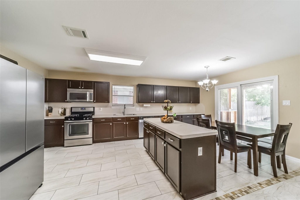 3818 Brook Garden Lane - Photo 15