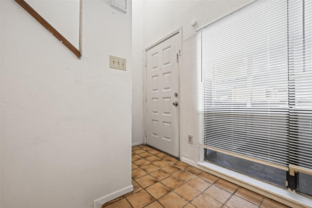 9435 Pagewood Lane - Photo 3