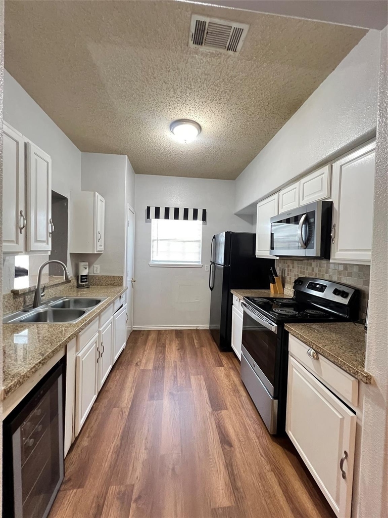 13117 Vickery Street - Photo 8