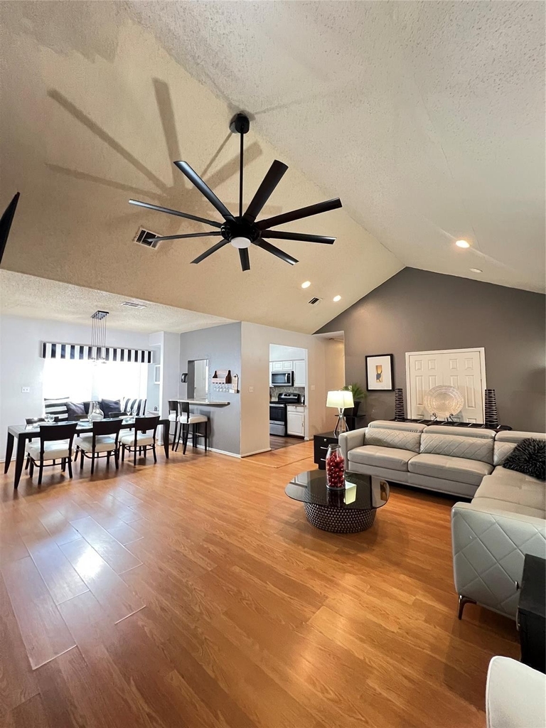 13117 Vickery Street - Photo 3