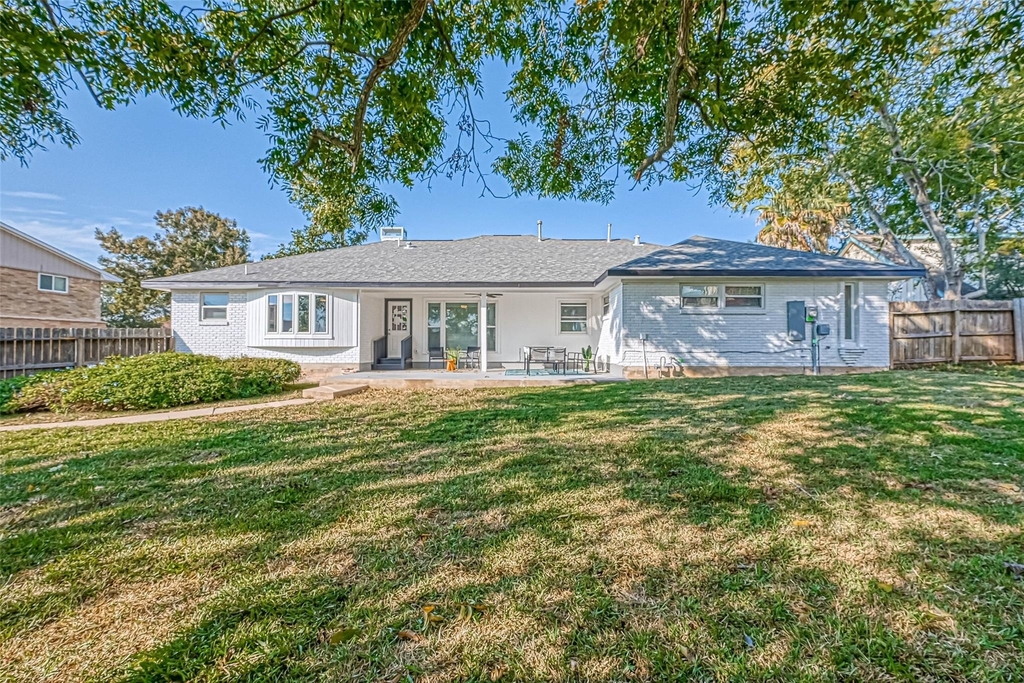1310 Antigua Lane - Photo 18