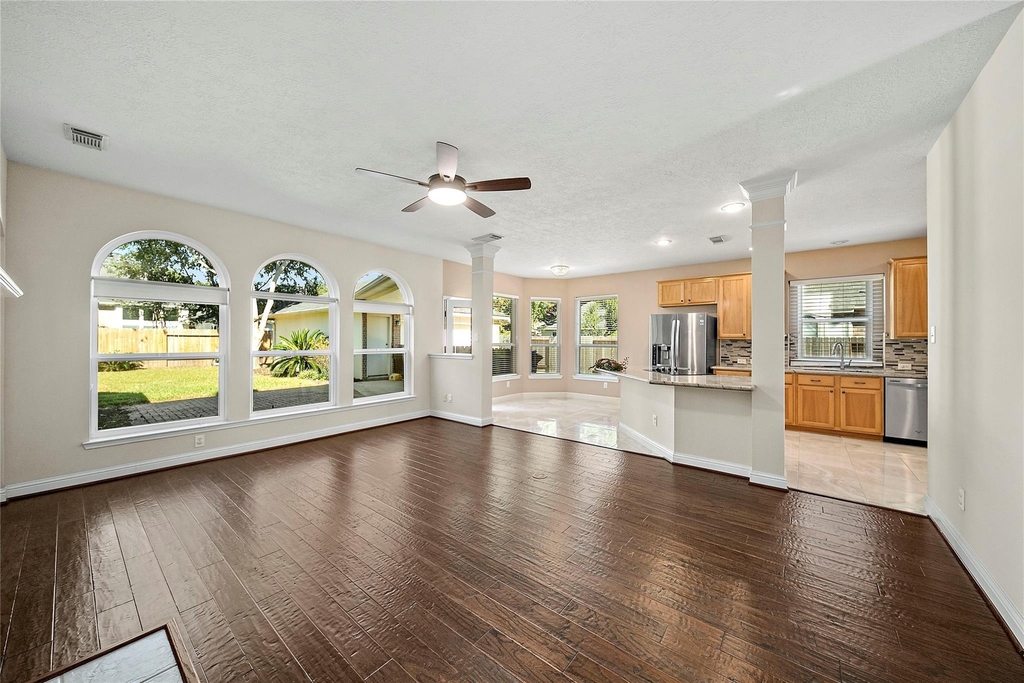 22430 Water Edge Lane - Photo 9