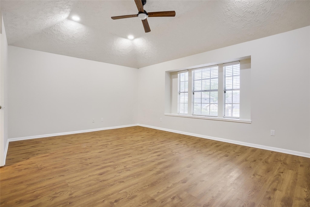 13822 Dentwood Drive - Photo 5