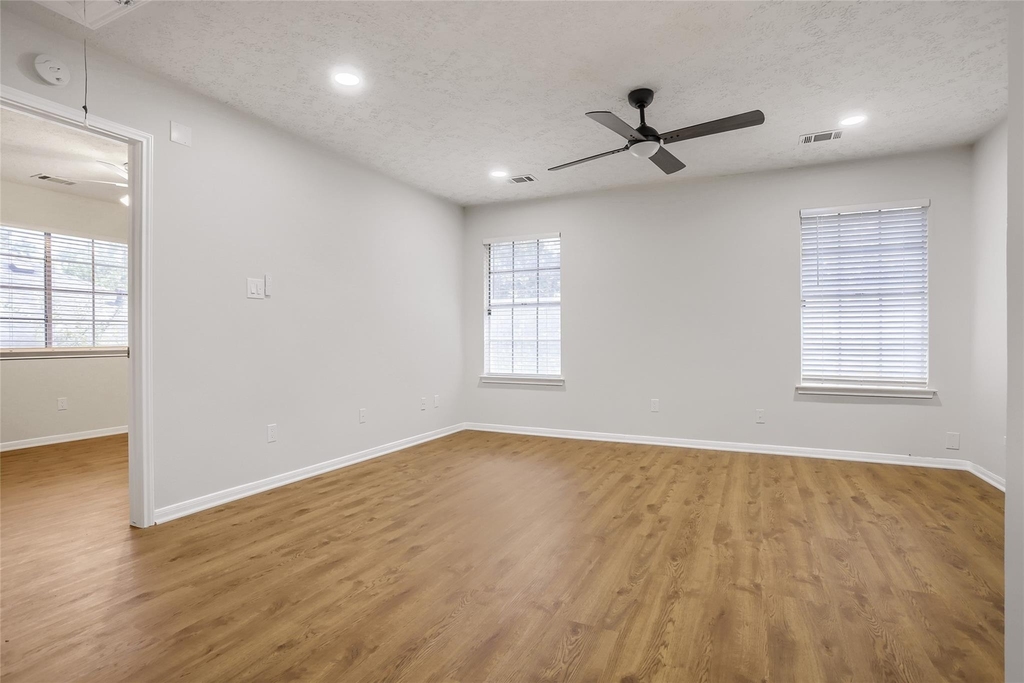 13822 Dentwood Drive - Photo 4