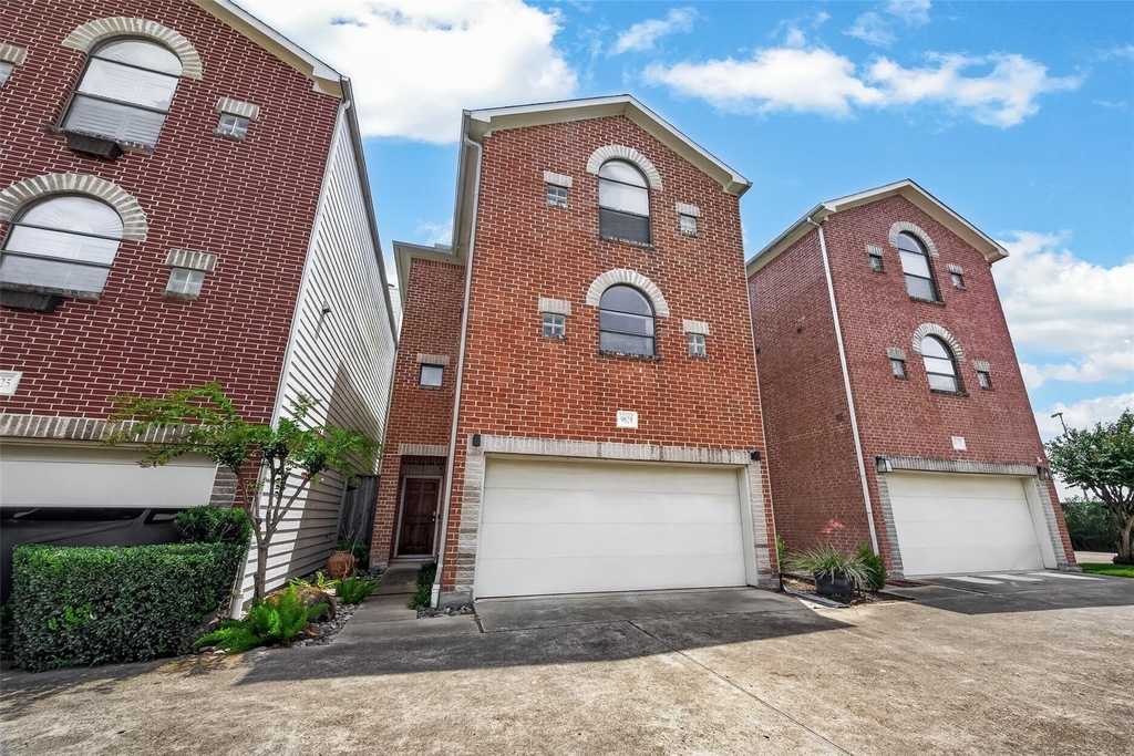 9829 Madeline Alyssa Court - Photo 0