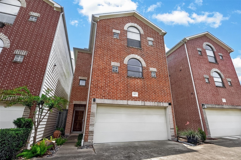 9829 Madeline Alyssa Court - Photo 3