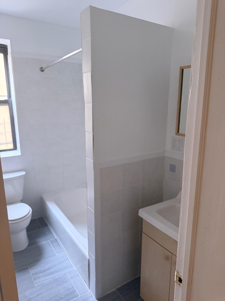 West 175th Street - Photo 2