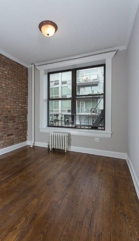 East 13th Street - Photo 2