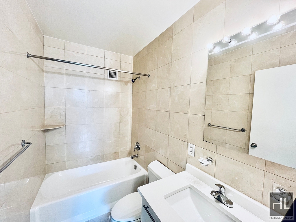 West 87th Street - Photo 1