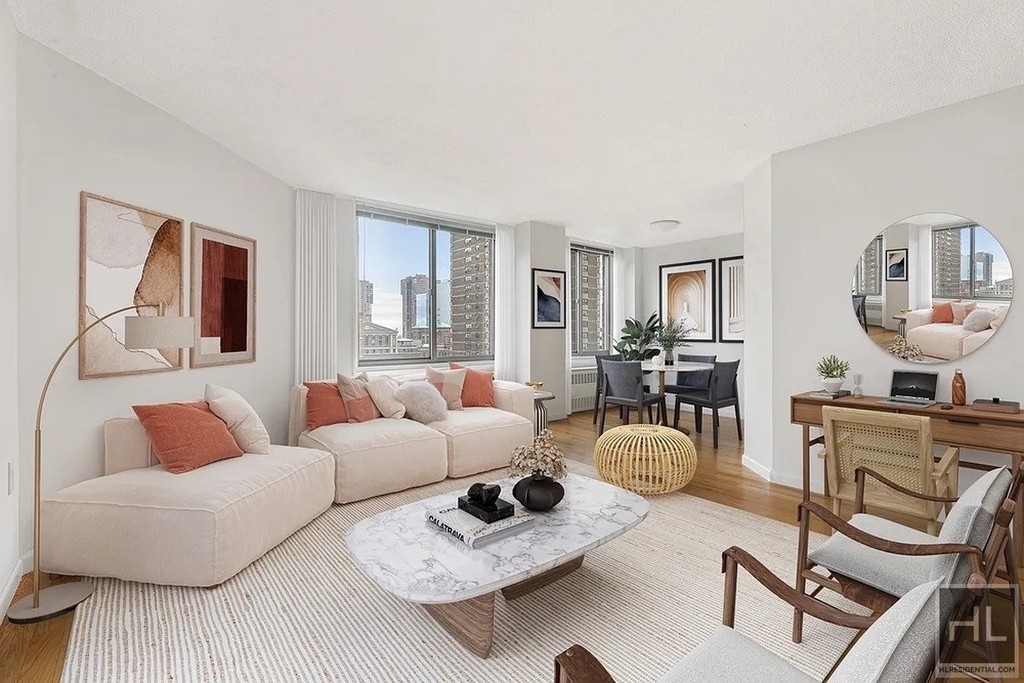 2nd Avenue - Photo 1