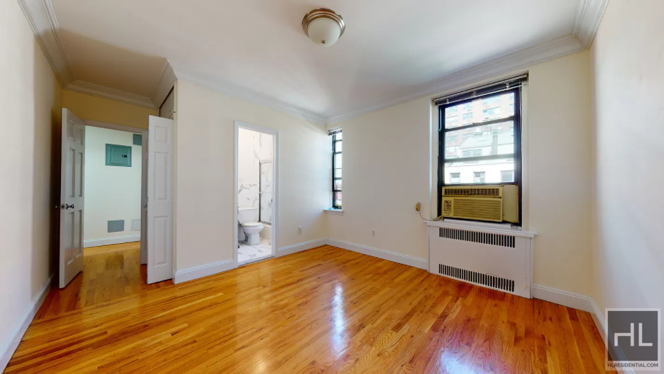 East 78 Street - Photo 2