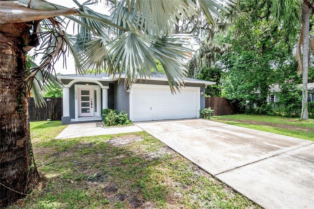 1508 E Jean Street - Photo 1