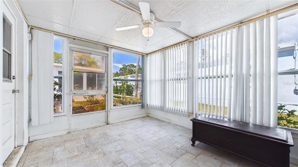 325 Sky Loch Drive W - Photo 23