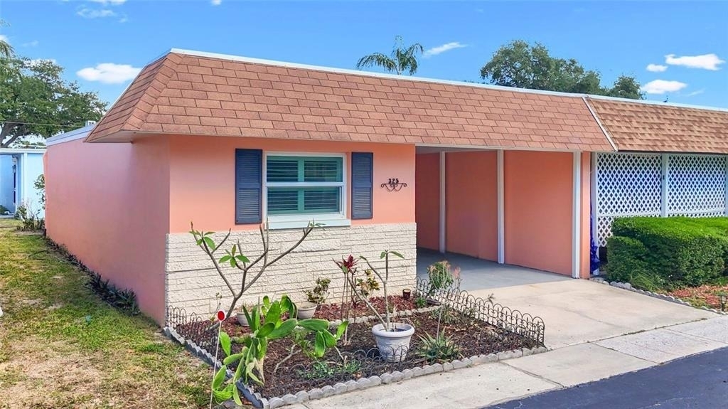 325 Sky Loch Drive W - Photo 2