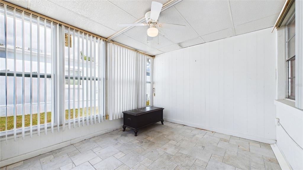325 Sky Loch Drive W - Photo 22