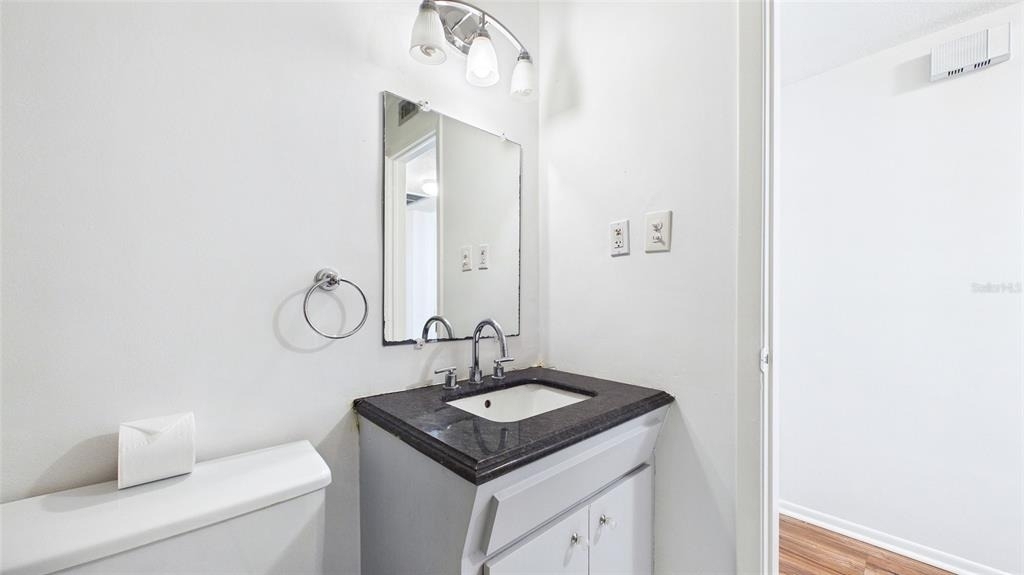 325 Sky Loch Drive W - Photo 21