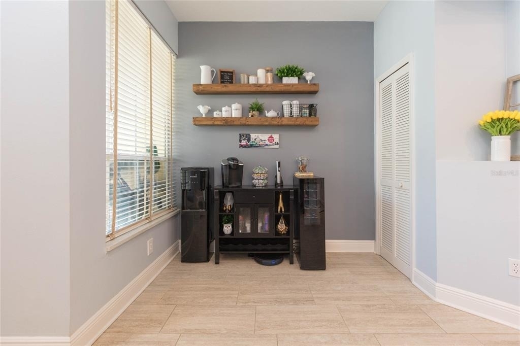 1050 Starkey Road - Photo 4