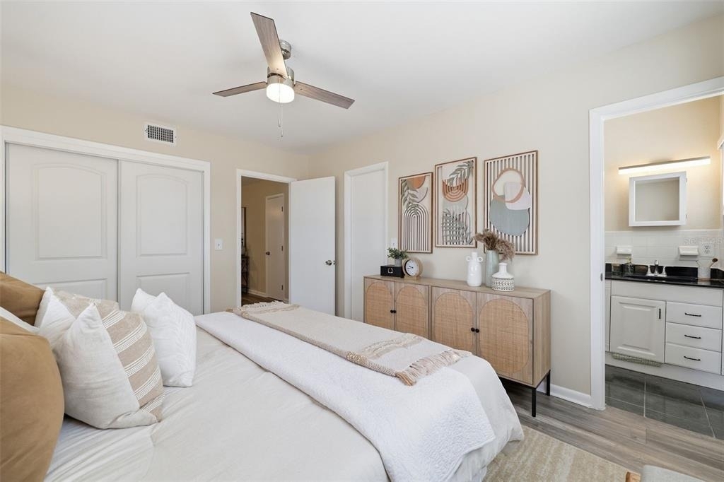 2327 W Knollwood Place - Photo 9