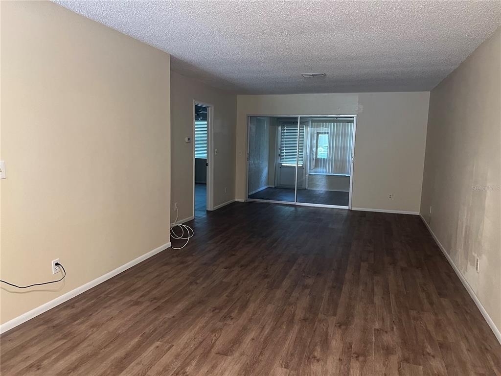 2225 Lark Circle W - Photo 2