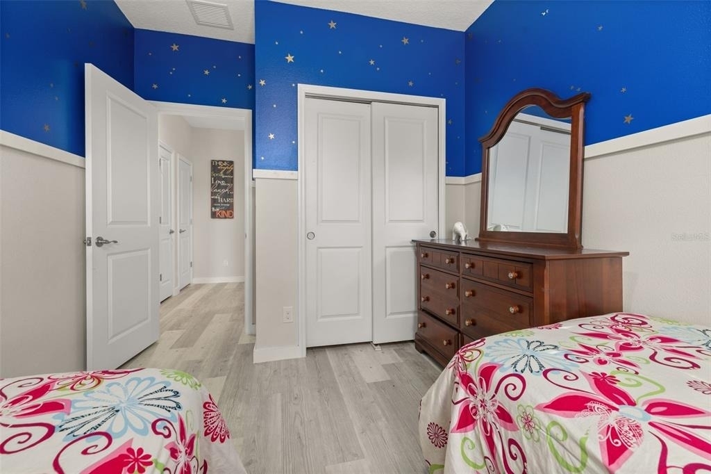 11193 Hanlon Terrace Alley - Photo 35