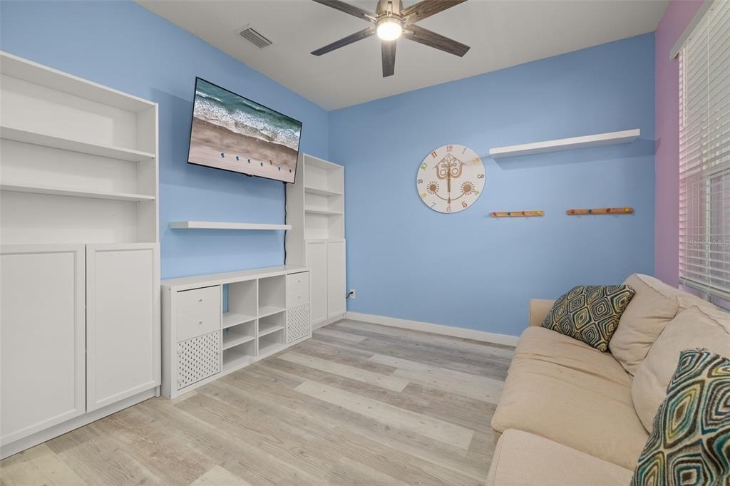 11193 Hanlon Terrace Alley - Photo 8