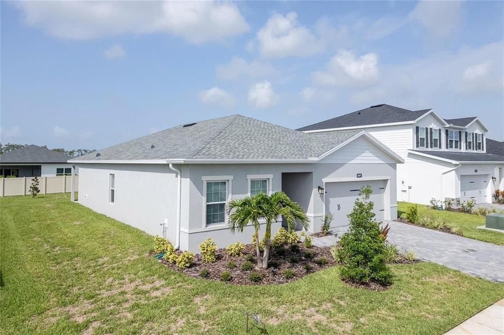 16873 Castoro Drive - Photo 2