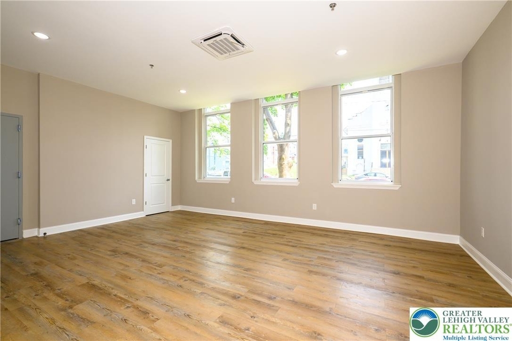 1012 2nd Street - Photo 18