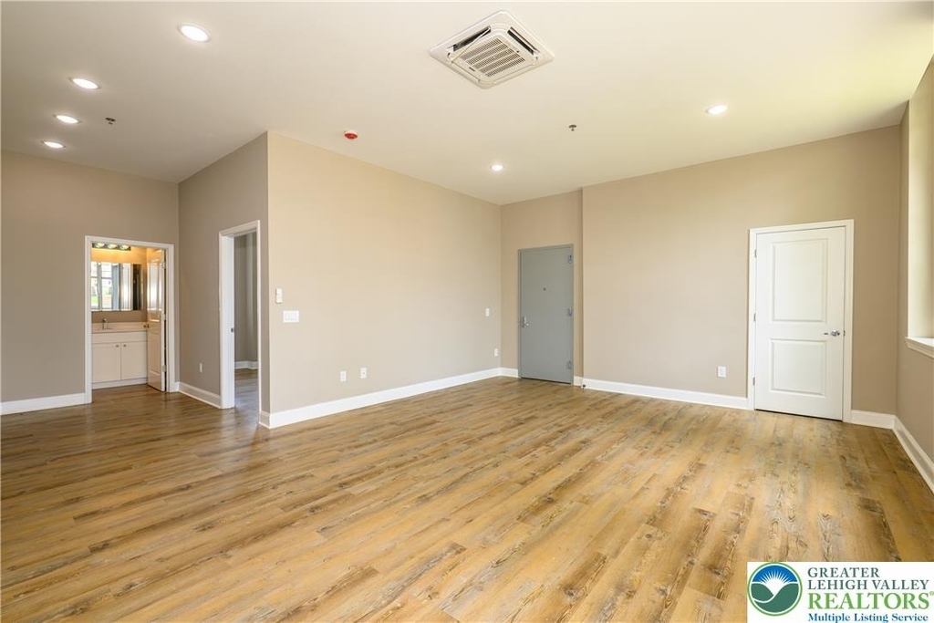 1012 2nd Street - Photo 14