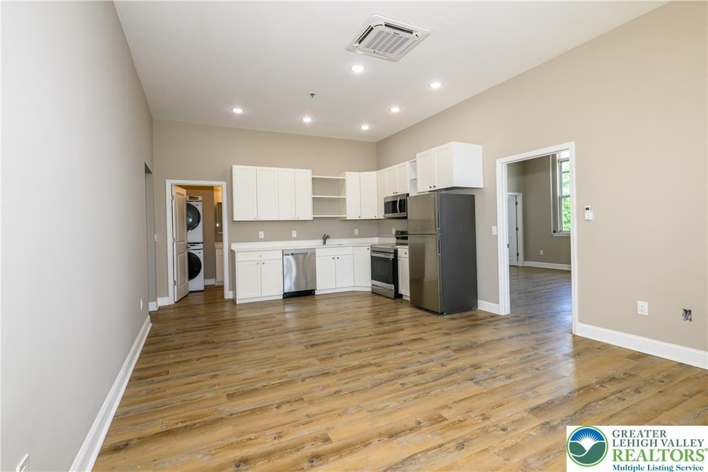 1012 2nd Street - Photo 14