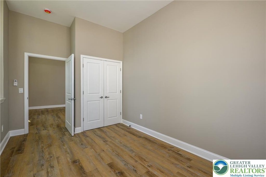 1012 2nd Street - Photo 18