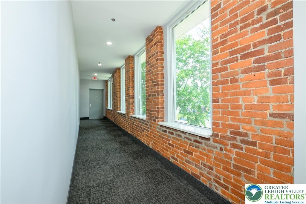 1012 2nd Street - Photo 7