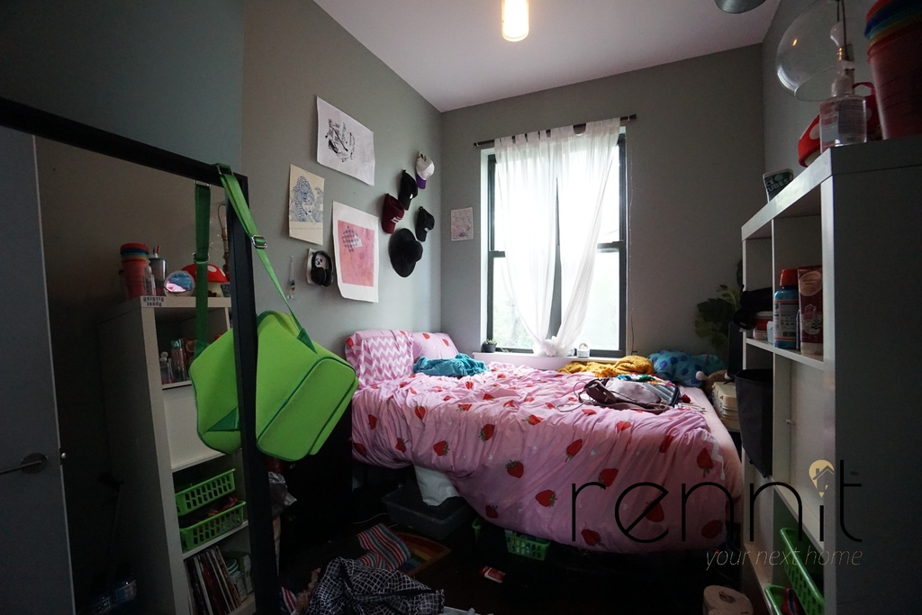 1160 Halsey Street - Photo 14