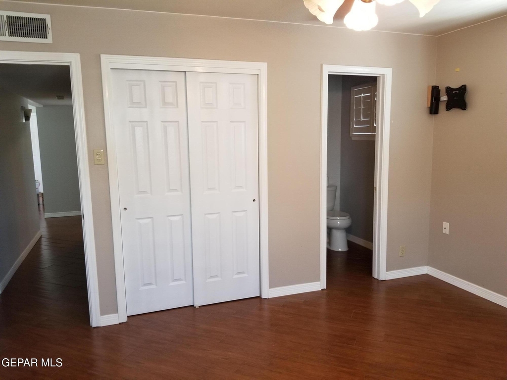 3301 Greenock Street - Photo 16