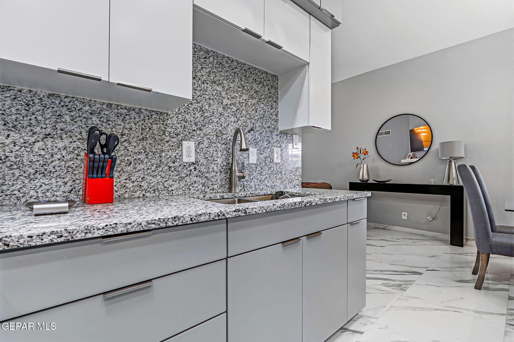 1117 Sun Shadow Drive - Photo 36