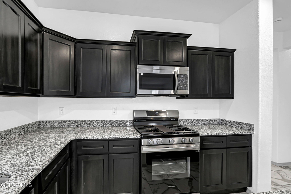 1657 Asbury - Photo 20