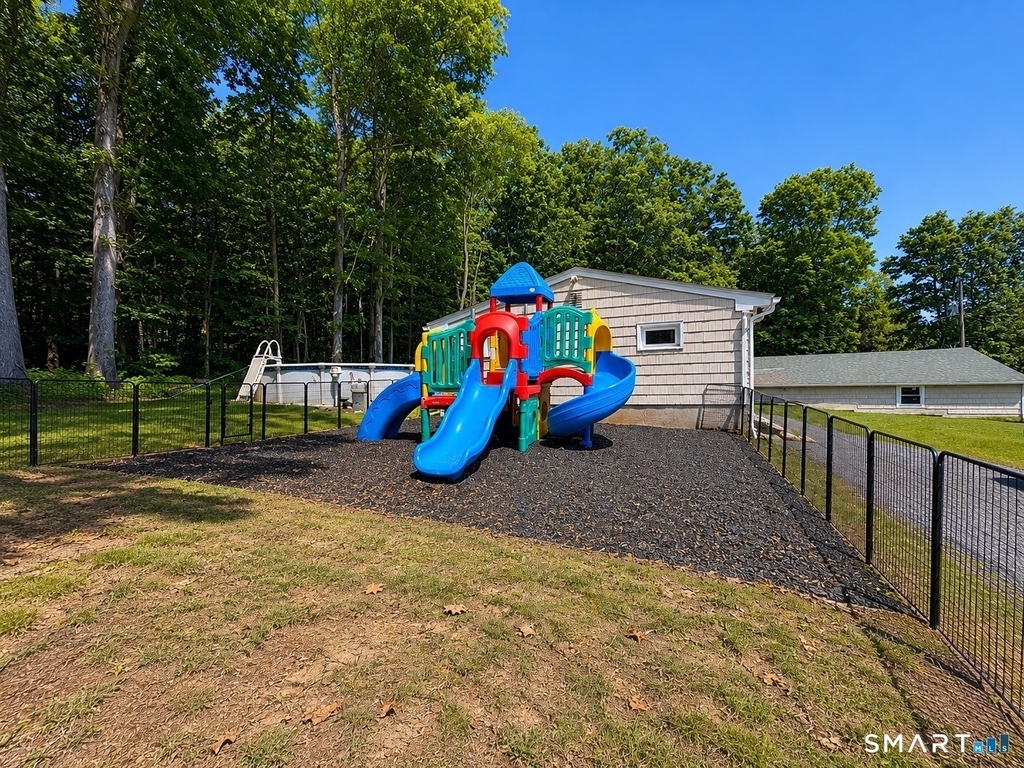 22 Circle Drive - Photo 32