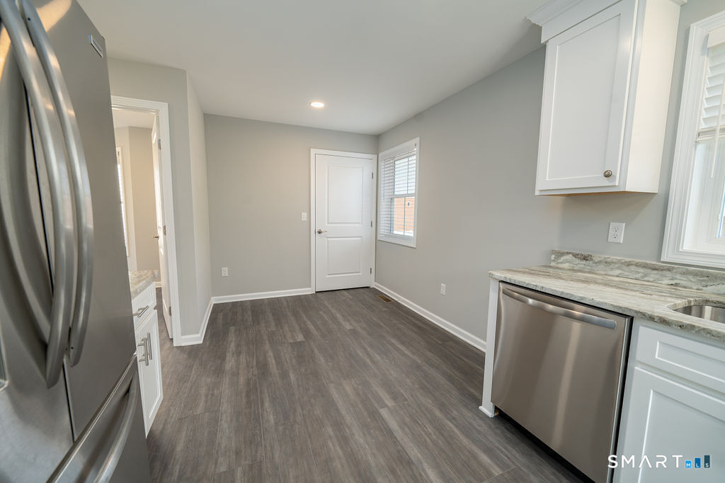 139 Main Street - Photo 4