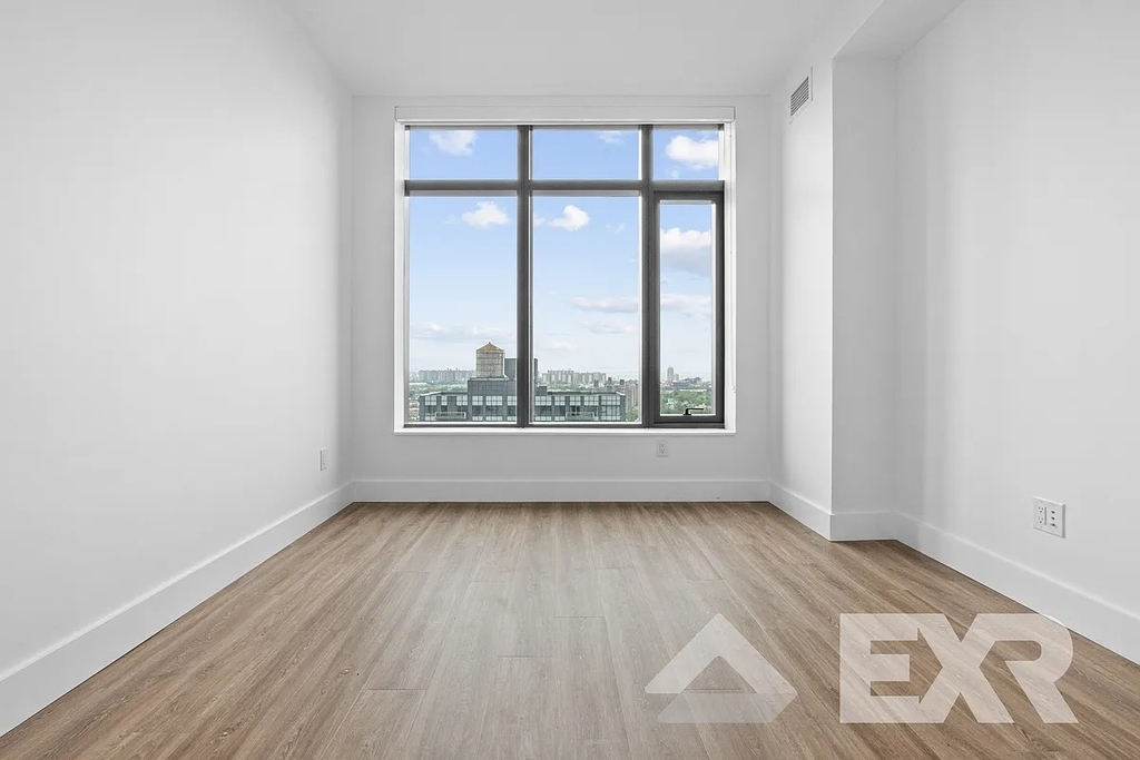 2230 Cropsey Avenue - Photo 7
