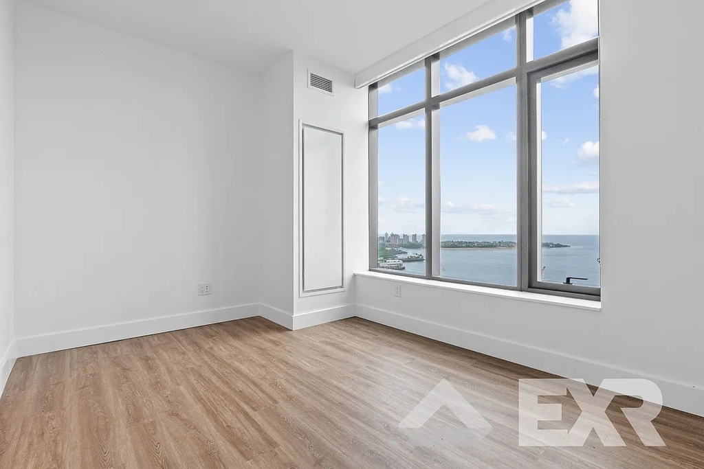 2230 Cropsey Avenue - Photo 6