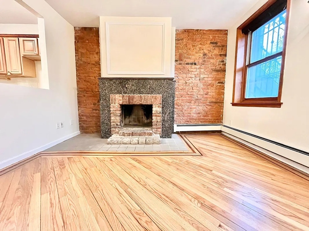 38 Greene Avenue - Photo 6