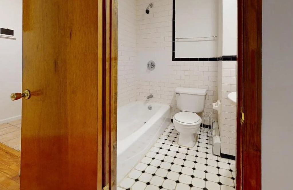 175 Orchard Street - Photo 4