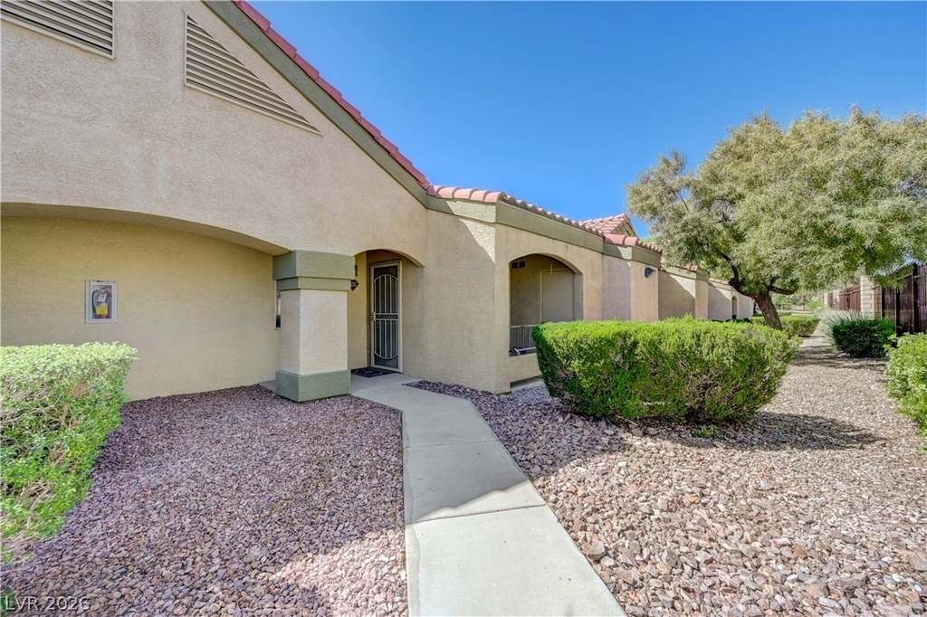 7885 W Flamingo Road - Photo 0