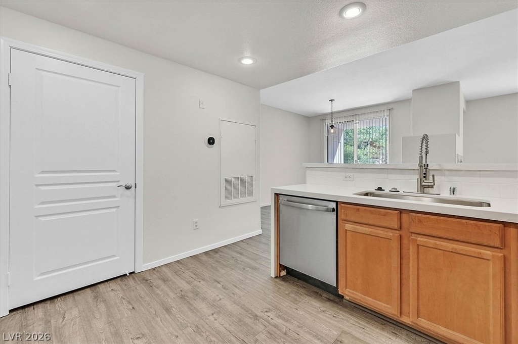 908 Domnus Lane - Photo 7