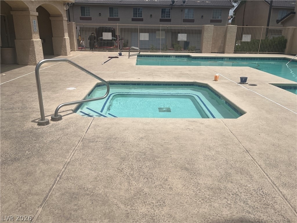 913 Nevada Sky Street - Photo 3