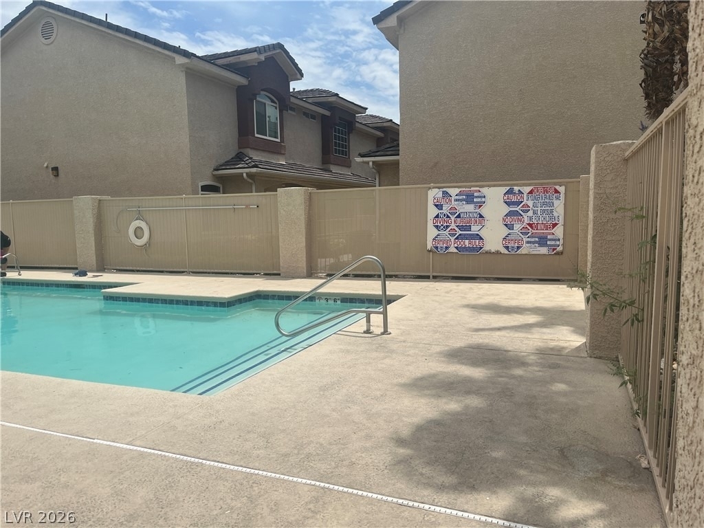 913 Nevada Sky Street - Photo 4