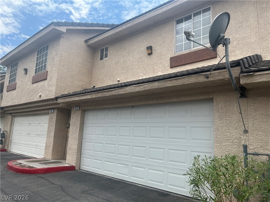 913 Nevada Sky Street - Photo 1