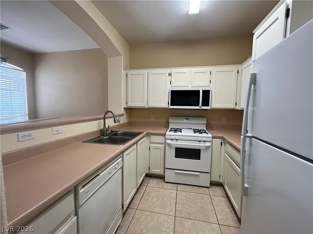 913 Nevada Sky Street - Photo 12